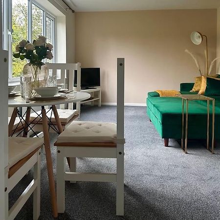 Stylish 2 Bedrooms Flat In A Quiet Cul-De-Sac Area, Near Sheffield City Centre With Free Parking Bagian luar foto