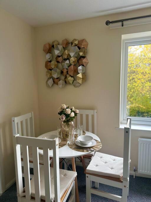 Stylish 2 Bedrooms Flat In A Quiet Cul-De-Sac Area, Near Sheffield City Centre With Free Parking Bagian luar foto