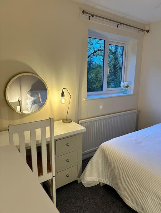 Stylish 2 Bedrooms Flat In A Quiet Cul-De-Sac Area, Near Sheffield City Centre With Free Parking Bagian luar foto